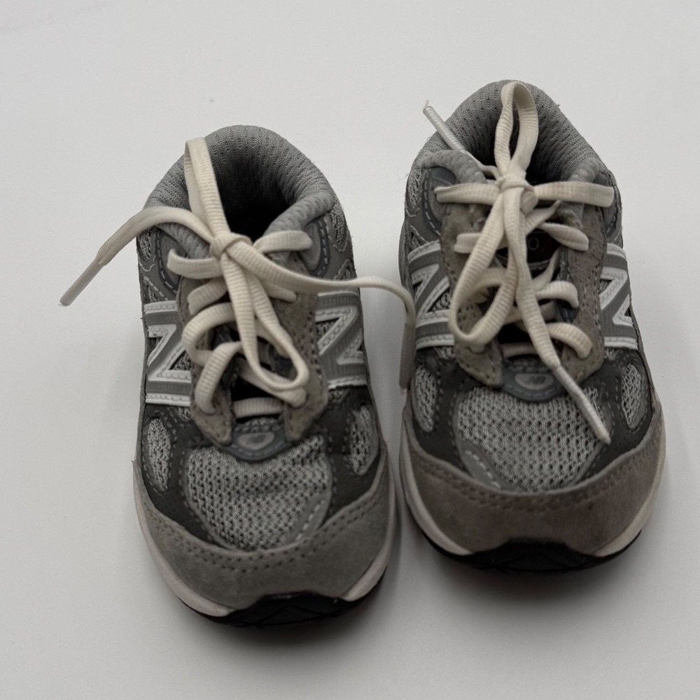 New Balance 990v4 Infant Grey Sneakers - Size 4 US (IC990GL4)